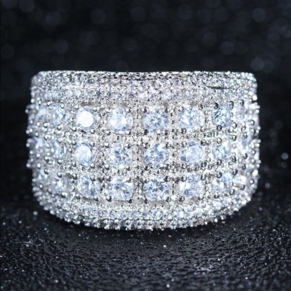 925 Silver Beautiful Diamond Band Ring - Picture 3 of 9